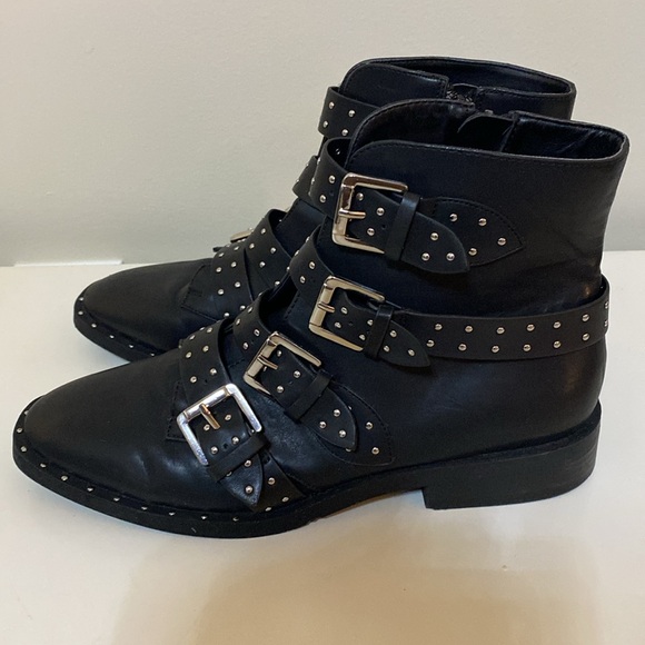 Forever 21 black studded ankle boots size 9 - Picture 3 of 5